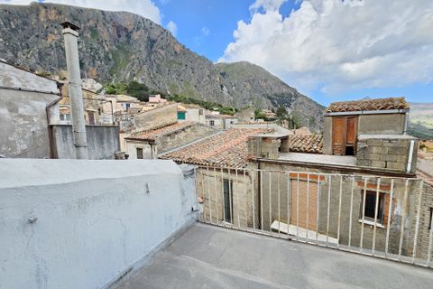 Landsbyhus i Isnello, Palermo, Isnello - € 24.000 | Ref: 10632 - foto 8